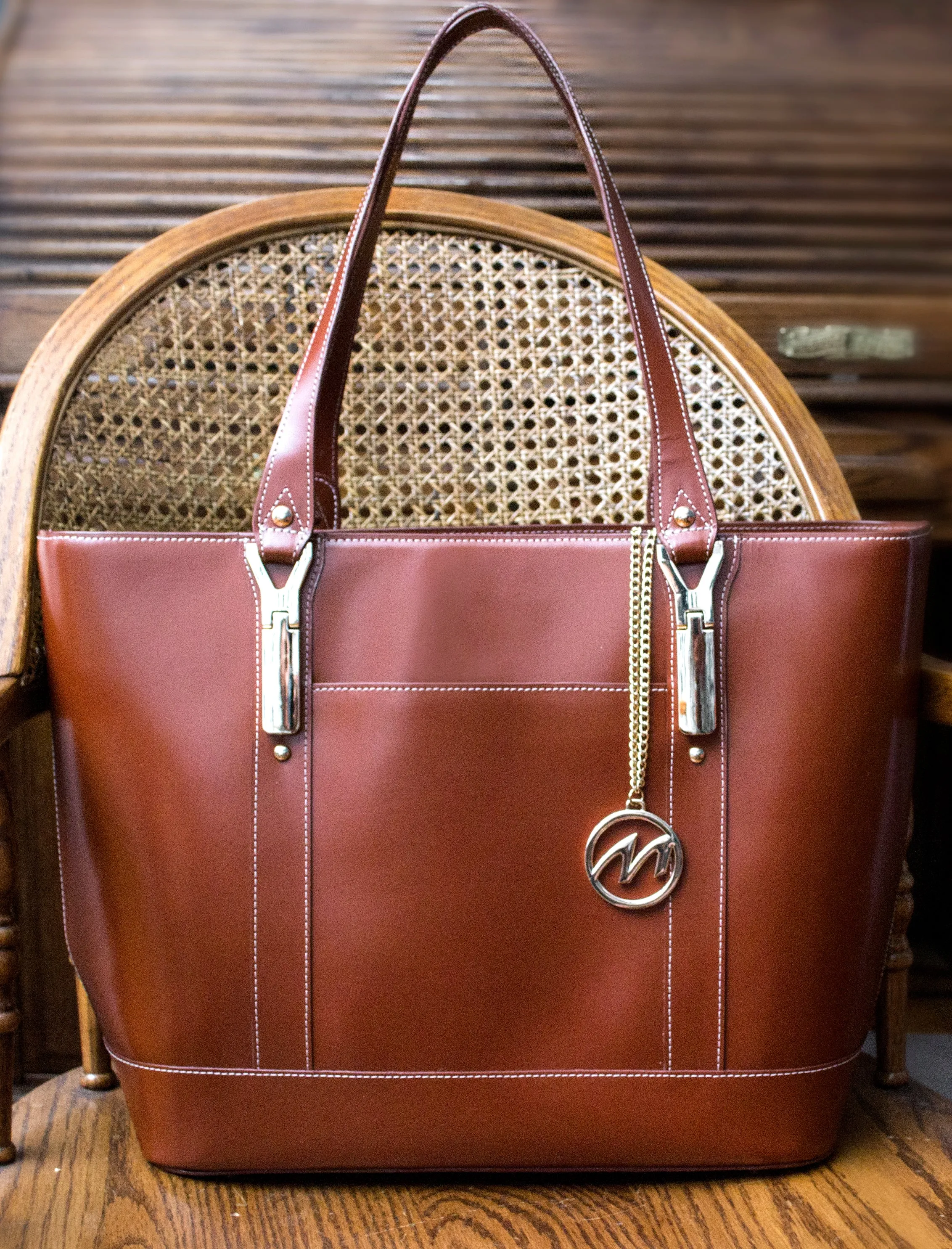 ARYA | Leather Tablet Tote