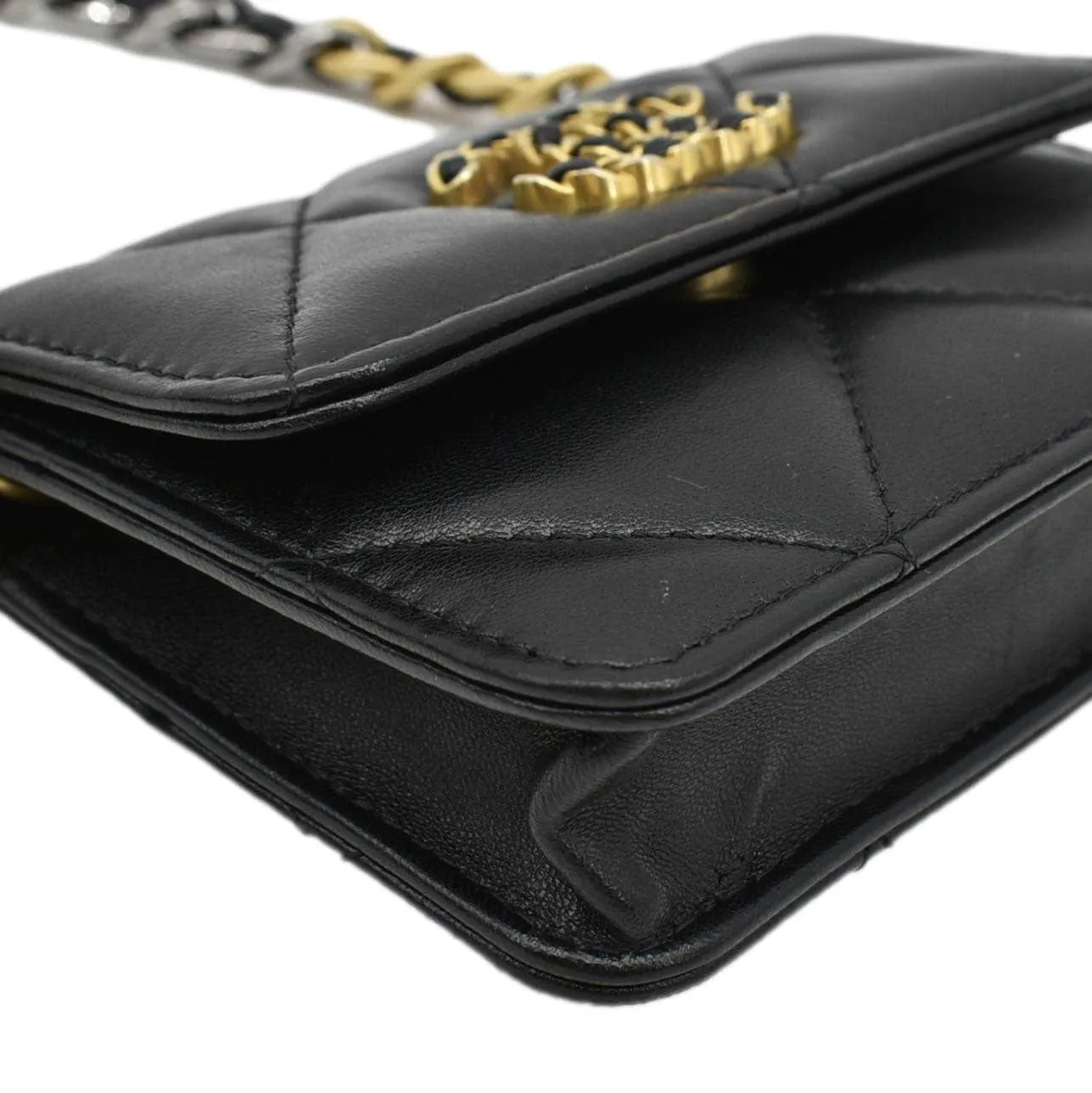 CHANEL 19 Flap Coin Purse Quilted Leather Chain Shoulder Bag Black