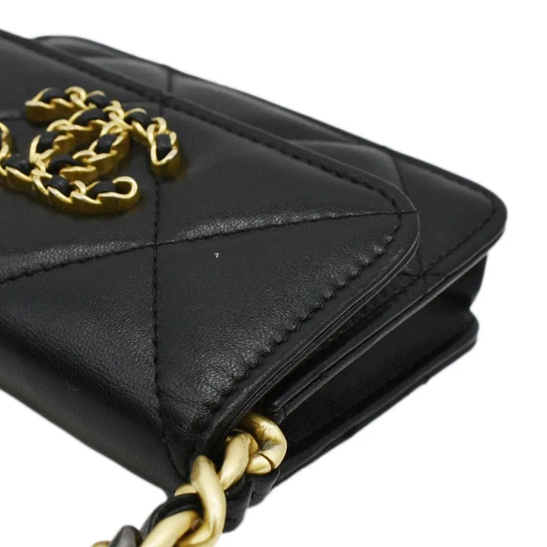 CHANEL 19 Flap Coin Purse Quilted Leather Chain Shoulder Bag Black