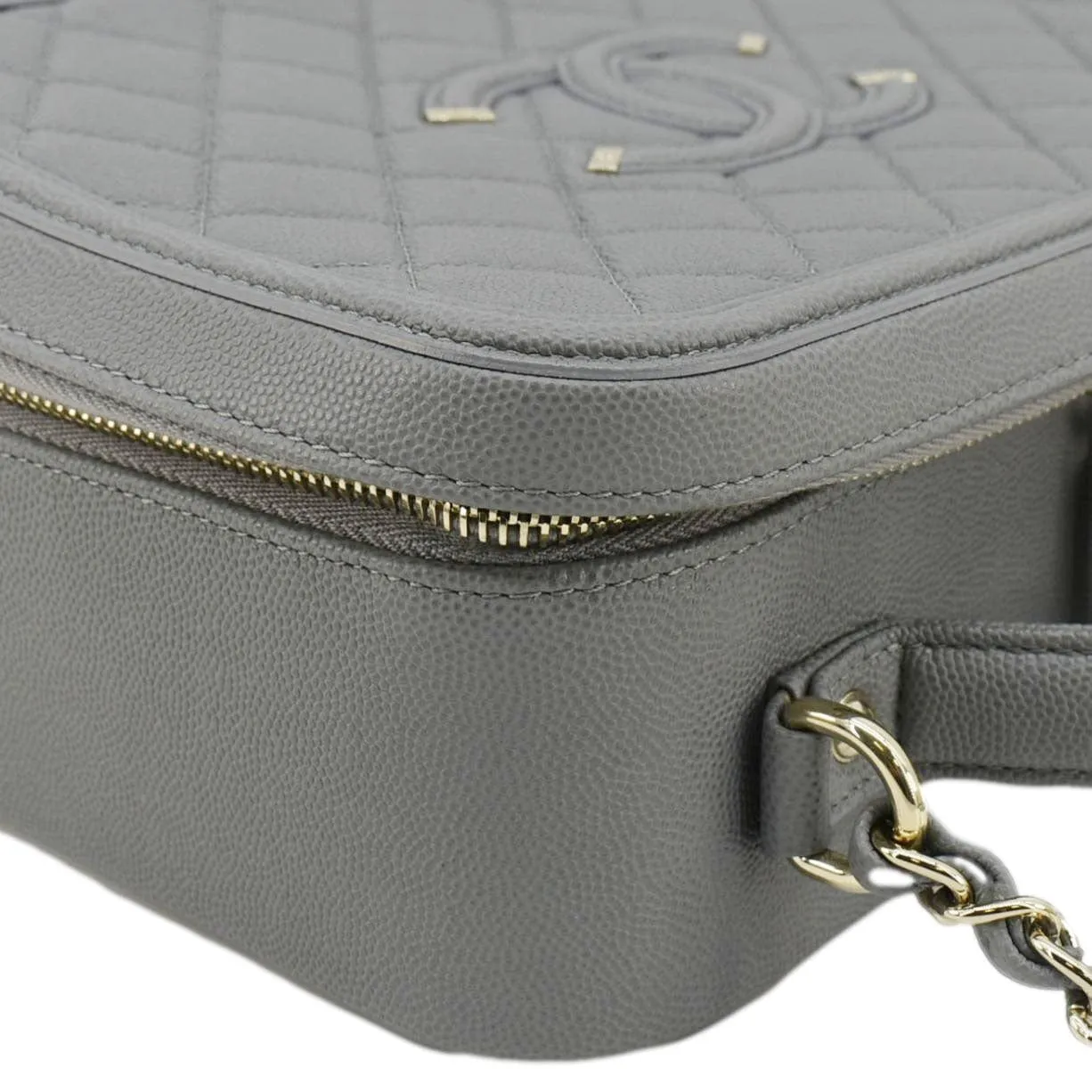 CHANEL Vanity Case Filigree CC  Large Caviar Quilted Shoulder Bag Grey