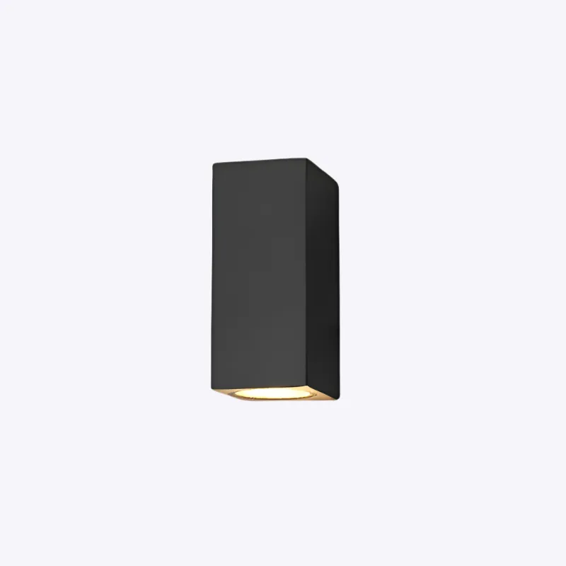 GlowEdge - Timeless Functional Outdoor Wall Lamp