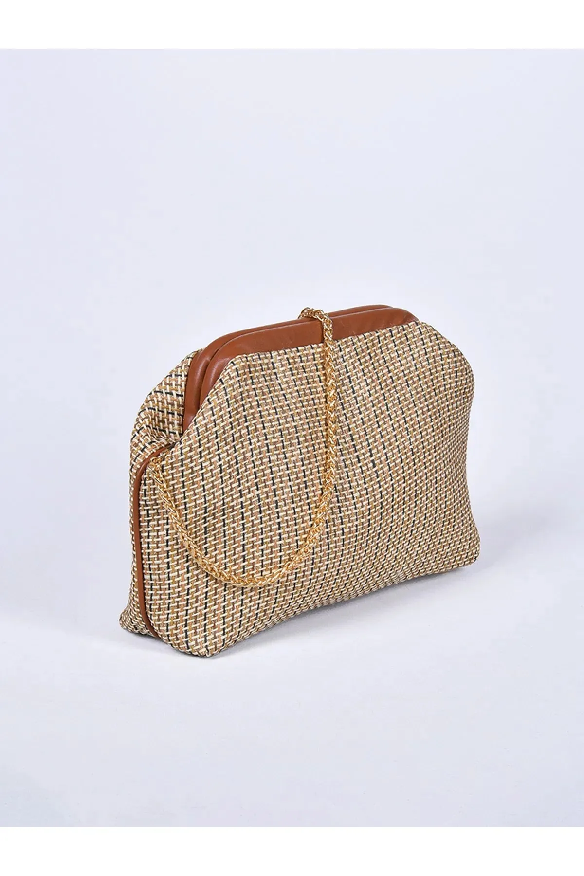 Line Pattern Chain Strap Shoulder Bag