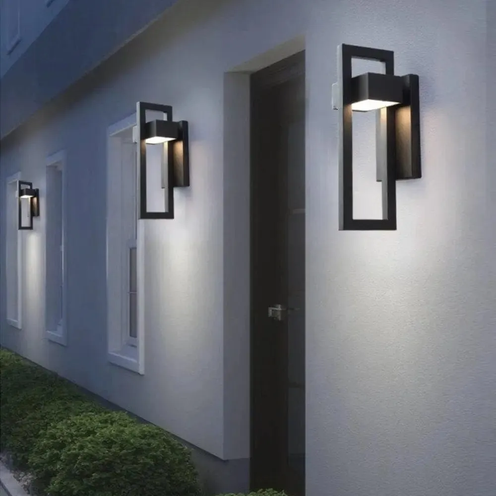 LineaLight - Elegant Shine Outdoor Wall Lamp