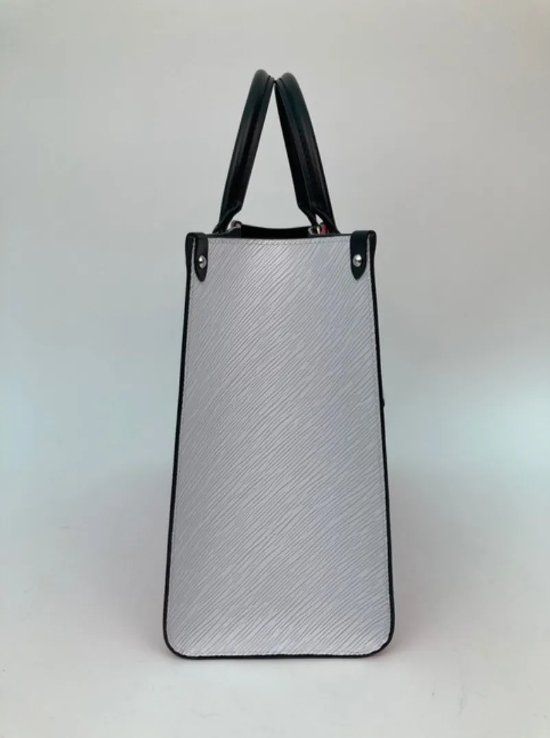 Louis Vuitton Epi Leather Onthego MM in Grenade White