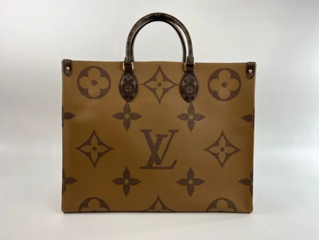 Louis Vuitton Limited Edition Giant Monogram Reverse Onthego GM