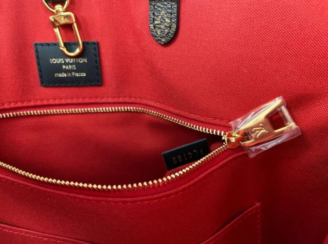 Louis Vuitton Limited Edition Giant Monogram Reverse Onthego GM