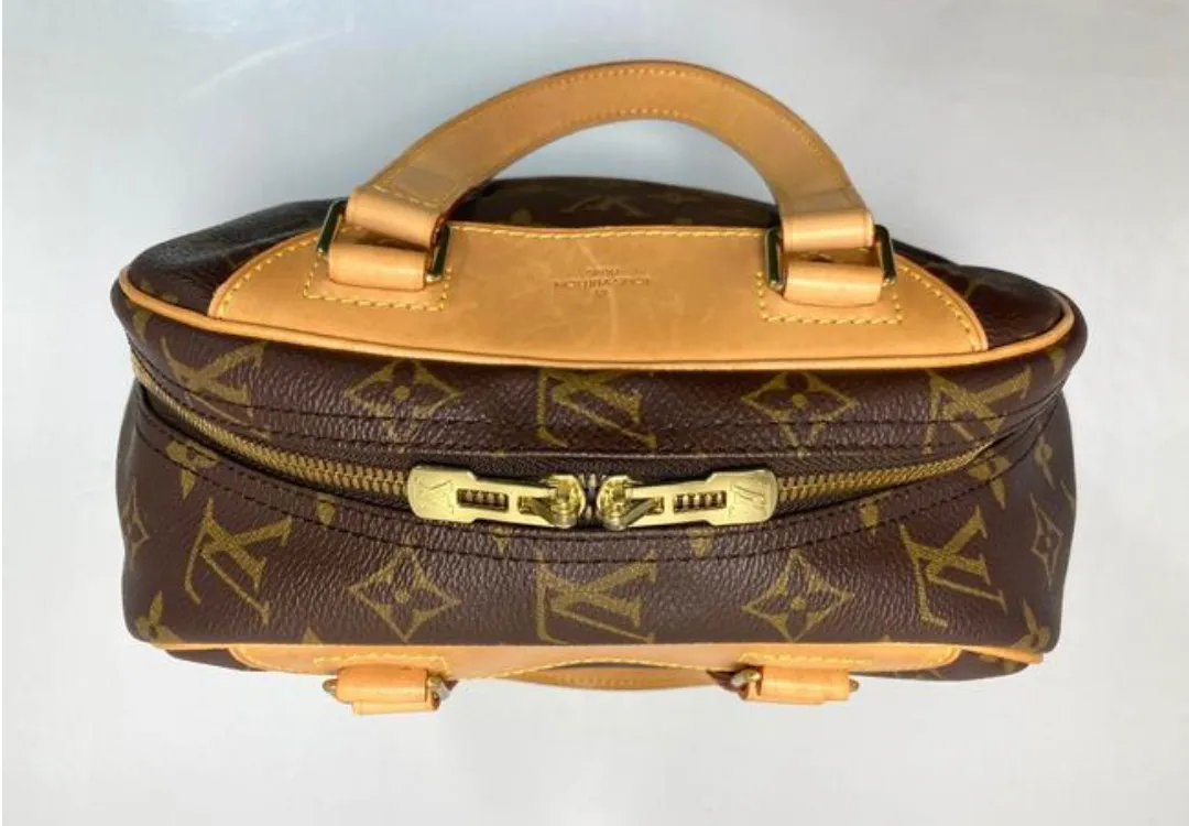 Louis Vuitton Monogram Excursion
