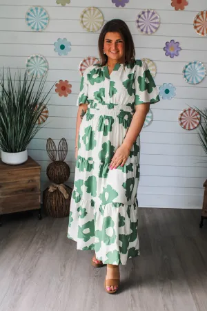 Poppy Floral Pocket Dress • Ivory/Green - PLUS