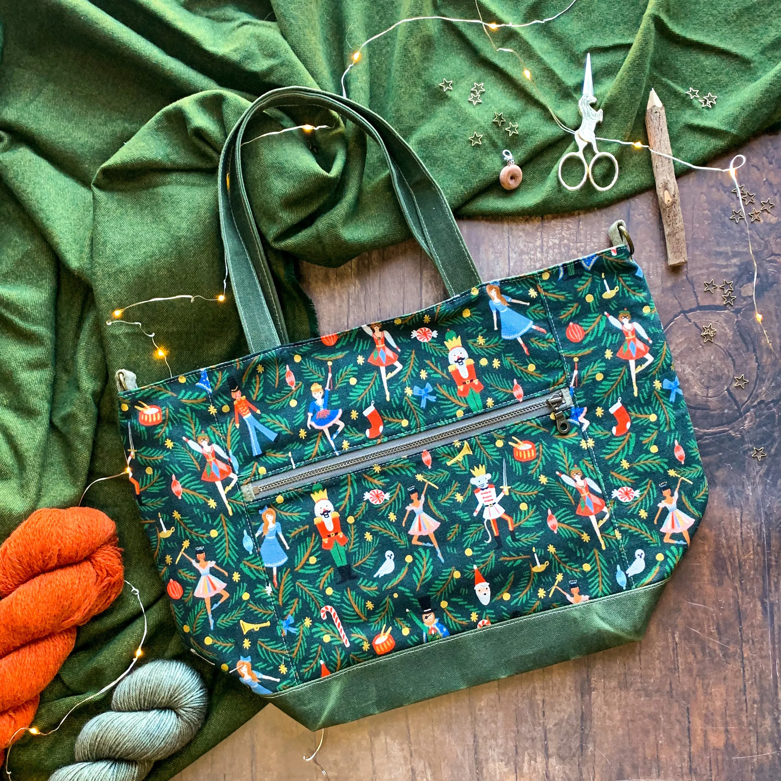 "Nutcracker*- Ready to Ship- Zippered Knitting Project Bag
