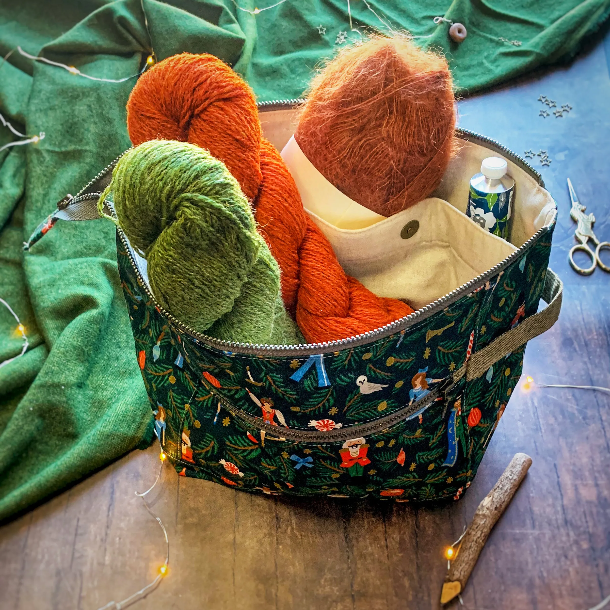 "Nutcracker*- Ready to Ship- Zippered Knitting Project Bag