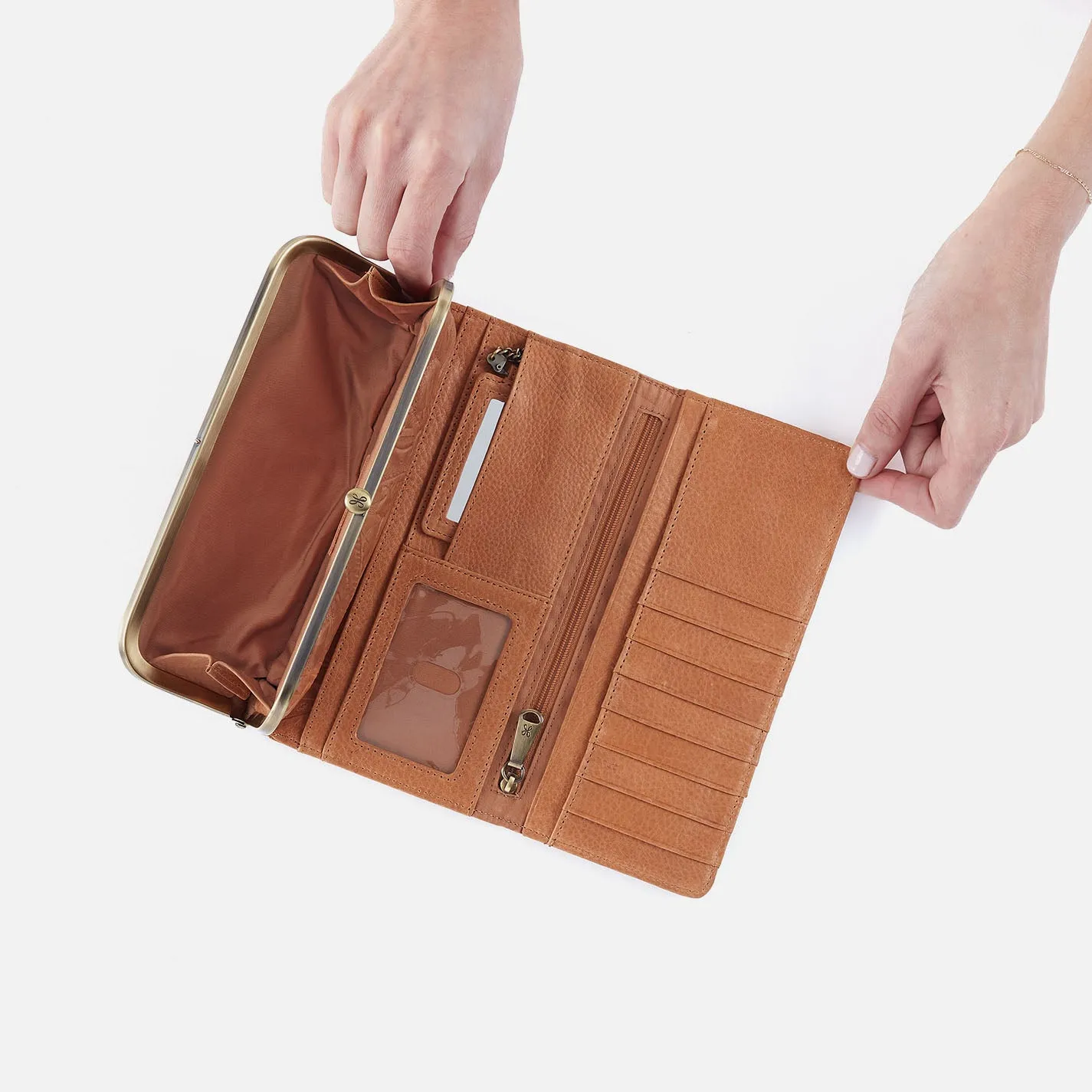 Rachel Continental Wallet In Tooled Embossed Leather - Saddle Tooled Emboss
