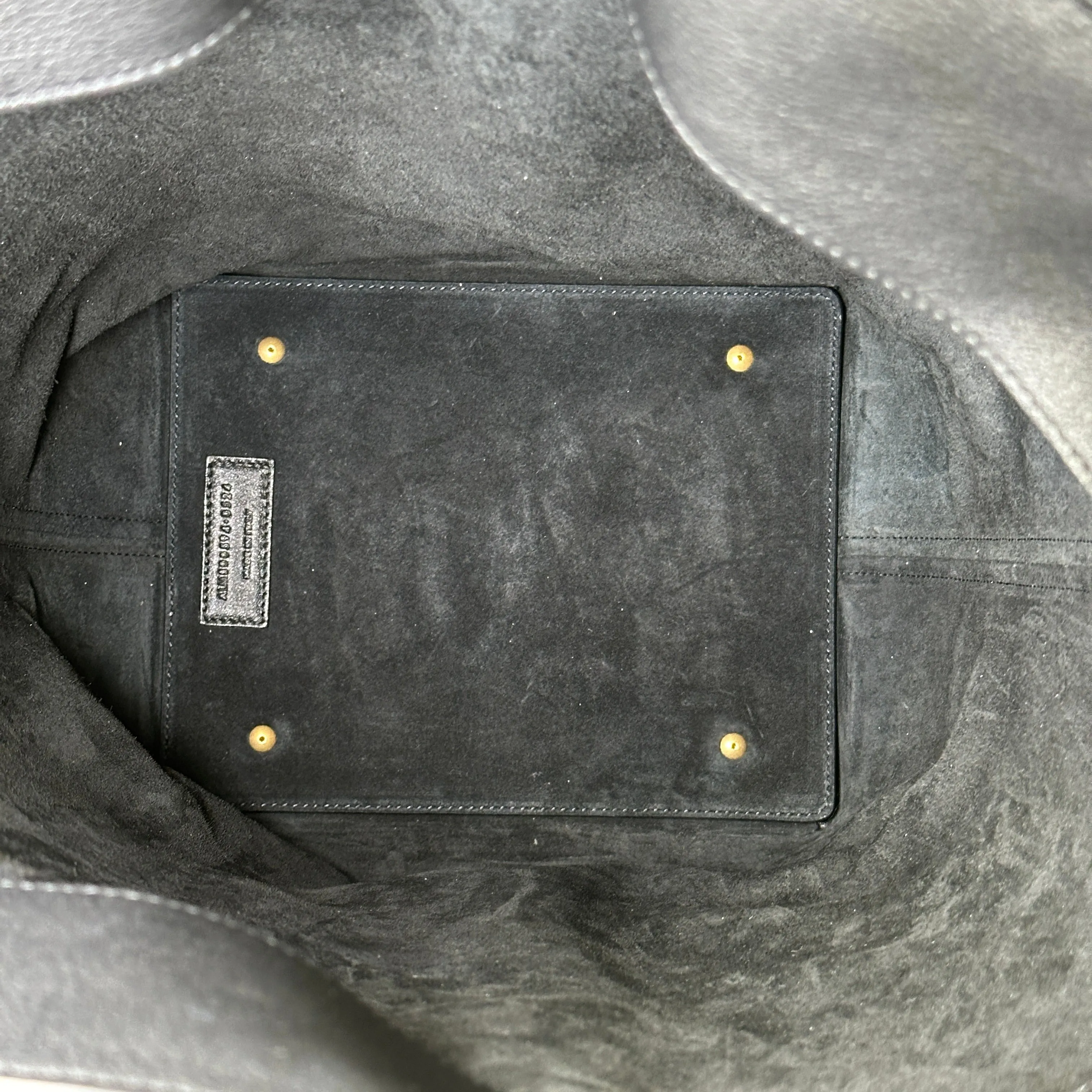 Saint Lauren Le 37 Long Bag, Grained Leather - Black