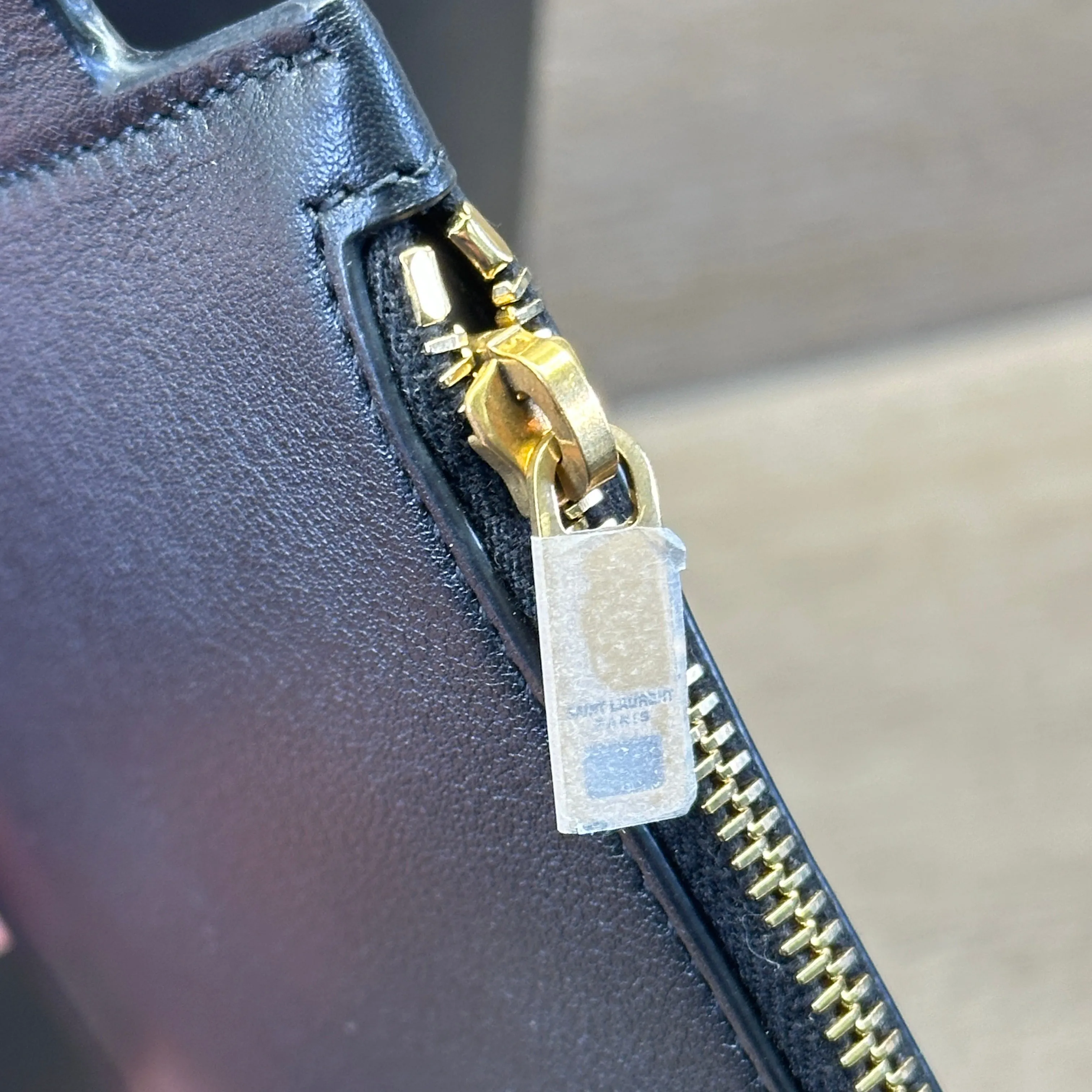 Saint Lauren Le 37 Long Bag, Grained Leather - Black