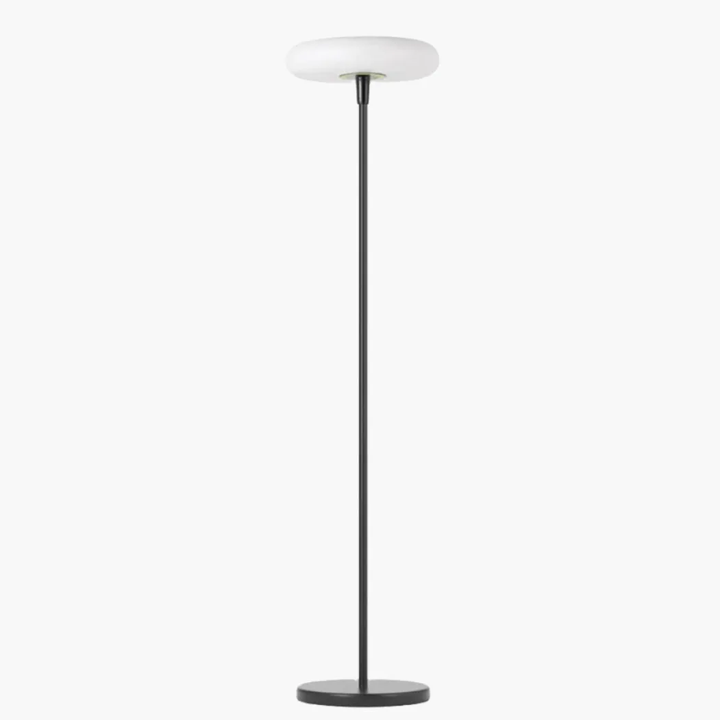 Signature Outdoor Solar Light – Stylish & Energy-Efficient Garden Illumination