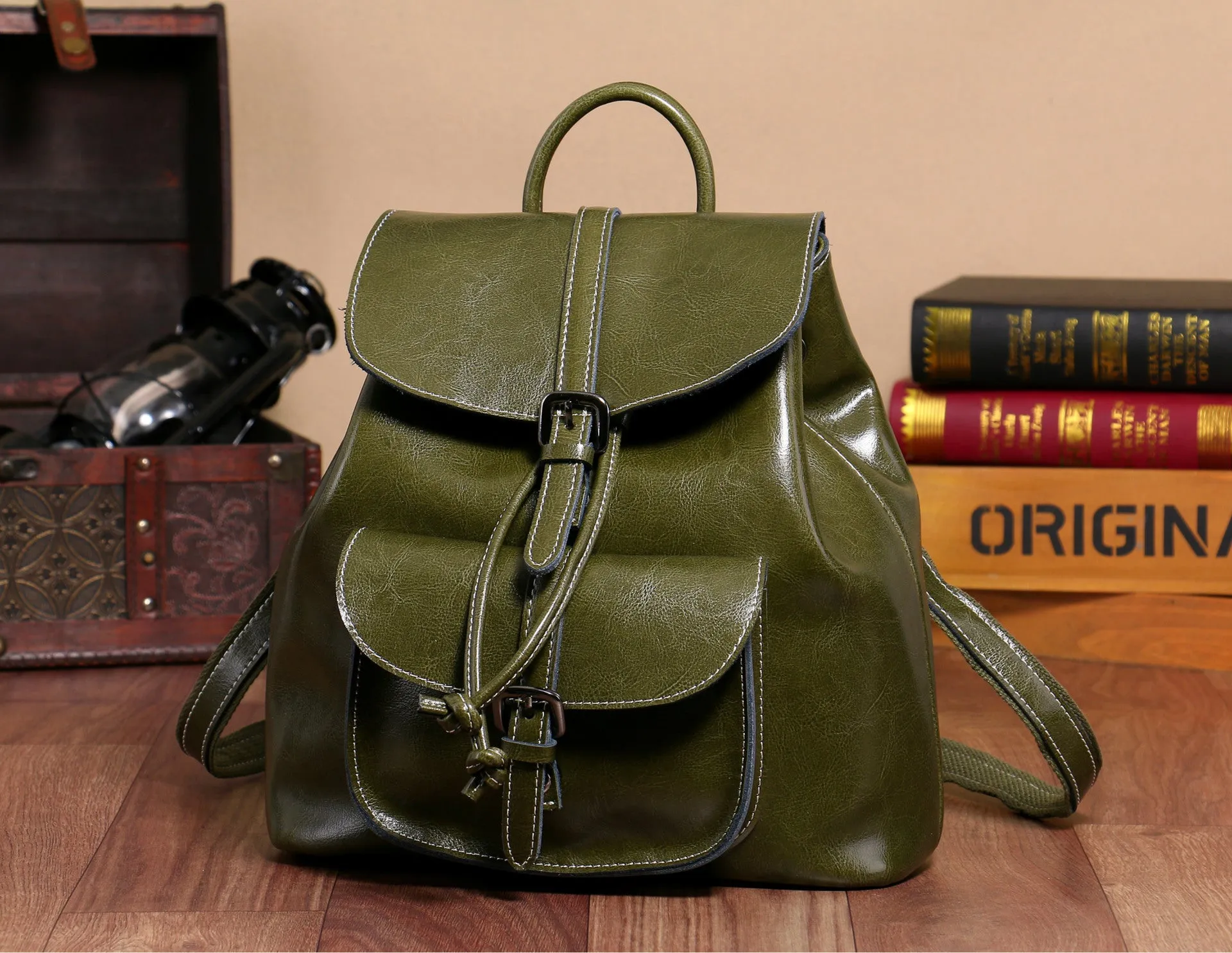 Women's Fashion Trend Leather Leisure Oil Wax Backpacks