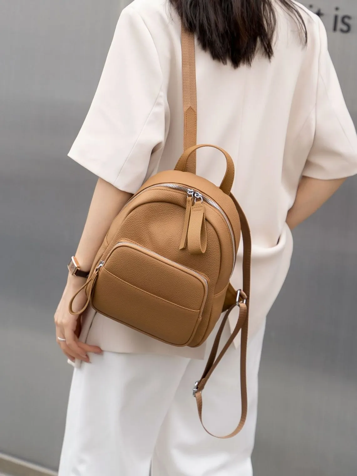Women's First Layer Cowhide Leather For Simple Backpacks